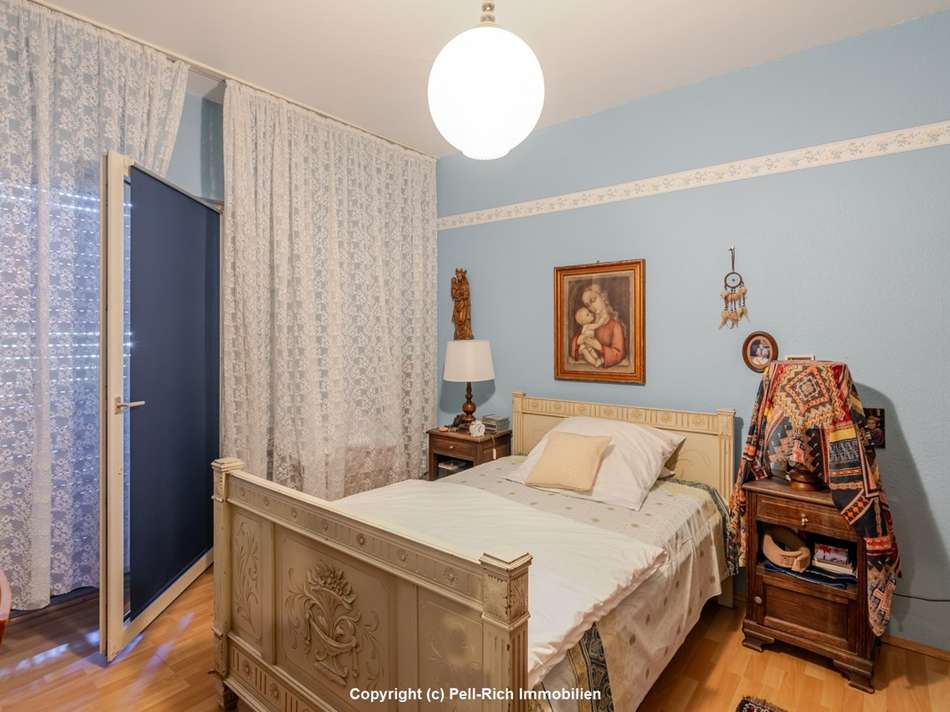 Schlafzimmer 1.OG rechts