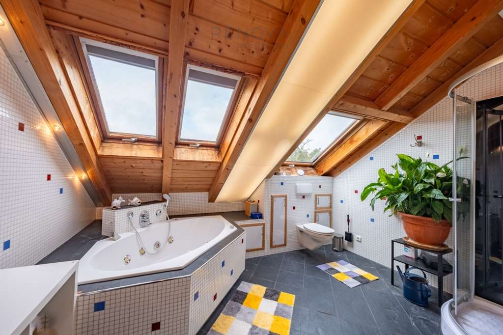 Immobilie in Au in der Hallertau - Wohnen im Grünen – 3-Familien-Anwesen mit weitläufigem Garten - Bild 4