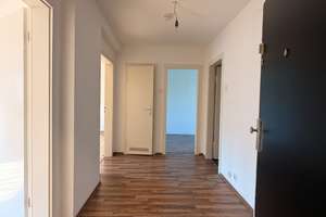 3 Z Whg mit Sonnenbalkon in Unterbilk: WG-geeignet,  befristet 20 mon – Neusser Straße 89, 40219 Unterbilk, Düsseldorf – Vorschaubild 2