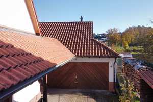 Großzügiges Wohnhaus mit Ausbaupotenzial, Wintergartenanbau und 3 Garagen – Zollernalbkreis – Vorschaubild 3