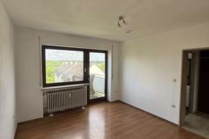 **Bezugsfreie 3-Zimmer-Wohnung mit Balkon in Uni-Nähe – Haunstetter Straße 103, 86161 Hochfeld, Augsburg – Vorschaubild 11