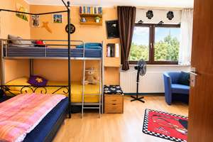 Familienglück zum „Bezahlbar-Preis“: 5-Zi-RMH! Sanierungsbedarf! Potential! Garten! Garage! – 40489 Angermund, Düsseldorf – Vorschaubild 7
