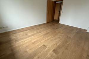 Modernes Laminat / 2. OG / sonniger Balkon - Bad mit Dusche + Fenster ! – Richard-Wagner-Straße 60, 9119 Kappel, Chemnitz – Vorschaubild 15