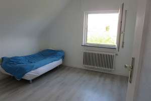 Gemütliches 2-FH mit tollem Garten – Die vollständige Adresse der Immobilie erhältst du vom Anbieter., 76467 Bietigheim – Vorschaubild 11