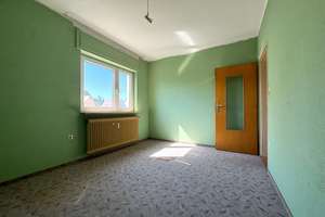 Großzügiges Zweifamilienhaus mit großem Grundstück in begehrter Lage – Die vollständige Adresse der Immobilie erhältst du vom Anbieter., 63906 Erlenbach am Main – Vorschaubild 14