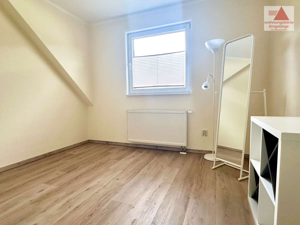 Immobilie in Elterlein - Wohnhaus mit Entwicklungskonzept-Mehrgenerationenhaus-Wohnen und Arbeiten-Elterlein OT Schwarzbach - Bild 1