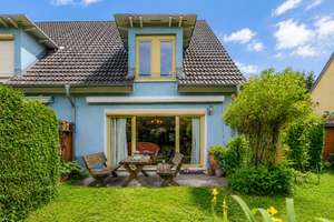 Attraktive Doppelhaushälfte mit Garten, Carport und vielseitigen Nutzungsmöglichkeiten – Die vollständige Adresse der Immobilie erhältst du vom Anbieter., 12621 Kaulsdorf, Berlin – Vorschaubild 2