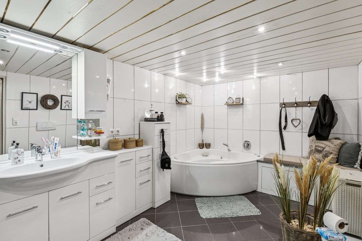 Immobilie in Tornesch - Provisionsfrei – ruhig gelegene Wohnung mit Terrasse und Stellplatz - Bild 1