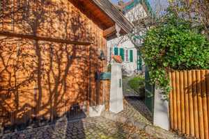 Absolute Rarität am Starnberger See: 
Charmantes Landhaus von 1860 – Starnberg (Kreis) – Vorschaubild 2
