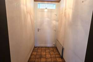 Ein Haus mit Lebenserfahrung sucht Makeover - bereit für eine stilvolle Verjüngungskur! – Die vollständige Adresse der Immobilie erhältst du vom Anbieter., 53125 Brüser Berg, Bonn – Vorschaubild 3