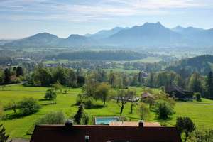 Erhaben über dem Tal. Anwesen mit atemberaubendem Panorama. – Die vollständige Adresse der Immobilie erhältst du vom Anbieter., 83098 Brannenburg – Vorschaubild 2