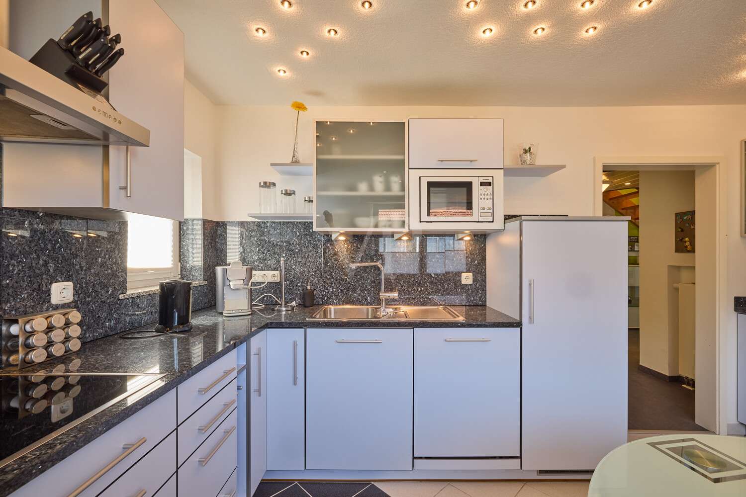 Immobilie in Lützelbach - Modernisiertes Mehrfamilienhaus: Großzügiges Wohnerlebnis - Bild 0