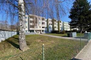 Helle 3-Zimmer-Erdgeschosswohnung mit Balkon in Regensburg