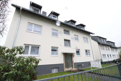 WRS Immobilien - Dreieich - Dachgeschoss - 3 Zimmer - Wohnung - Single / Paare