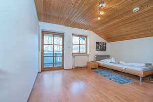 Großes Zweifamilienhaus bestehend aus angebautem Neubau zur Eigennutzung und Altbau mit Wohnrecht – Die vollständige Adresse der Immobilie erhältst du vom Anbieter., 84364 Bad Birnbach – Vorschaubild 34
