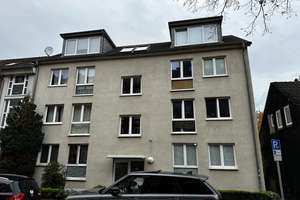 Wohnung mit Stellplatz und großem Balkon