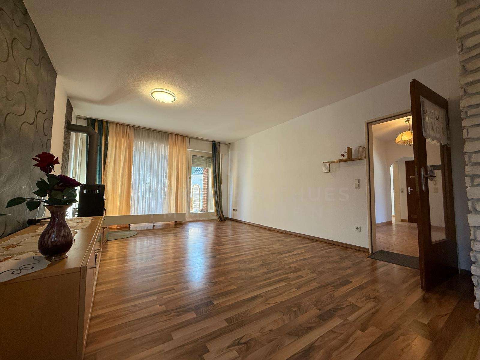 Immobilie in Steinhagen - Komfort trifft Lage: Helle 3-Zimmer-Wohnung im Herzen von Steinhagen - Bild 1