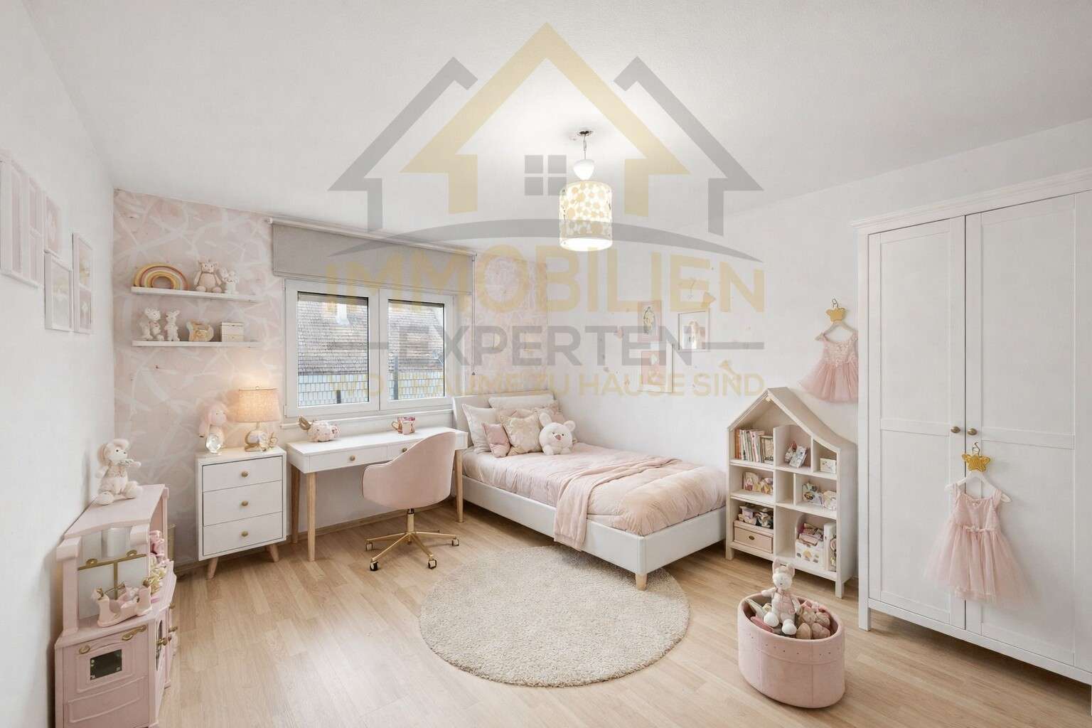 Immobilie in Weilbach - Sonnige Aussichten in Weilbach: Naturverbunden wohnen mit stilvoller Einliegerwohnung - Bild 1