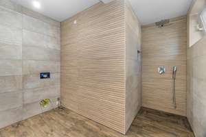 Dreigenerationshaus - neu saniert -  – Die vollständige Adresse der Immobilie erhältst du vom Anbieter., 42659 Solingen-Mitte, Solingen – Vorschaubild 11