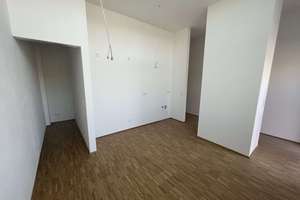 LOFT-Wohnung mit Süd-Terrasse, Parkett, Badewanne & PKW-Stellplatz / WE 1*** – Straße des Friedens 25a, 4808 Wurzen – Vorschaubild 3