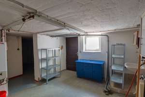 Bastler aufgepasst! Gemütliches Einfamilienhaus in Ingolstadt Nord-Ost – Die vollständige Adresse der Immobilie erhältst du vom Anbieter., 85055 Nordost, Ingolstadt – Vorschaubild 20