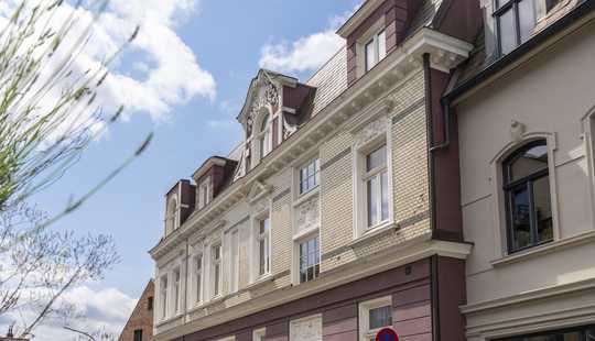 Bild von TREPPENVIERTEL: ZINSHAUS MIT TRAUMHAFTEM ELBBLICK
