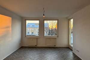 NUR MIT WBS 100/140 MIT DRINGLICHKEIT - Willkommen in Ihrem neuen Zuhause! – Hofzeichendamm 27, 13125 Karow, Berlin – Vorschaubild 1