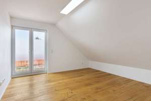 Lichtdurchflutete Maisonette | 3 Balkone | Kochinsel | A+ – Die vollständige Adresse der Immobilie erhältst du vom Anbieter., 51109 Brück, Köln – Vorschaubild 16