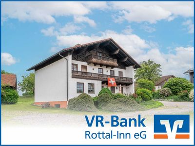 Raum für Lebensträume: Anwesen mit großem Grundstück und besonderem Charme