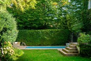 Repräsentative Villa mit großzügigem Garten und Pool ! Gelegen in ruhiger Lage von Alt-Meererbusch  – Die vollständige Adresse der Immobilie erhältst du vom Anbieter., 40667 Meerbusch – Vorschaubild 18