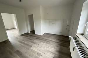 Frisch renovierte 2,5 Wohnung in Essen..