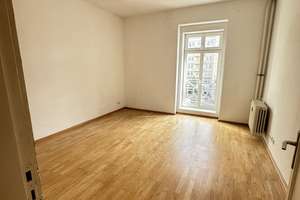 Sofort verfügbare 3-Zimmer-Wohnung im 3. Obergeschoss am Strausberger Platz – Die vollständige Adresse der Immobilie erhältst du vom Anbieter., 10243 Friedrichshain, Berlin – Vorschaubild 5