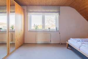 Geesthacht: Attraktive Doppelhaushälfte mit Vollkeller, Carport und sonniger Süd-West-Terrasse! – Herzogtum Lauenburg (Kreis) – Vorschaubild 15