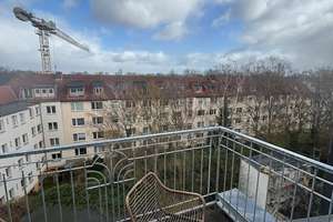 Drei Zimmer in Hamburg: Helle Dachgeschosswohnung mit Balkon – Hermannstal 37, 22119 Horn, Hamburg – Vorschaubild 6