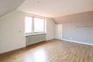 Modernisiertes MFH mit 2 Einheiten und Top-Potenzial zur flexiblen Nutzung in Cadenberge – Cuxhaven (Kreis) – Vorschaubild 11