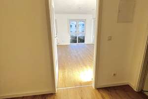Modernisierte 2-Zimmer Wohnung mit Balkon und neuer Einbauküche, 1. OG in Frankfurt-Niederrad – Die vollständige Adresse der Immobilie erhältst du vom Anbieter., 60528 Niederrad, Frankfurt am Main – Vorschaubild 6