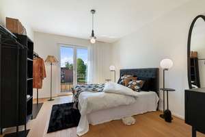 Stadt vor der Tür, Ruhe hinter der Scheibe – Neubau mit Loggia & A+ – Die vollständige Adresse der Immobilie erhältst du vom Anbieter., 22393 Sasel, Hamburg – Vorschaubild 10