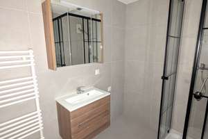 Investieren in Bestlage von Kaiserswerth – Modernisiertes Apartment mit 24 m² Terrasse – Die vollständige Adresse der Immobilie erhältst du vom Anbieter., 40474 Kaiserswerth, Düsseldorf – Vorschaubild 5