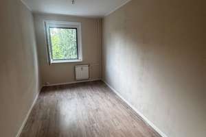 4-Zimmer-Wohnung mit Balkon in ruhiger Lage von Marzahn – Luise-Zietz-Str. 117, 12681 Marzahn, Berlin – Vorschaubild 6