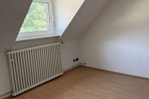 Helle 3-Zimmer Dachgeschosswohnung in Duisburg-Mittelmeiderich – Die vollständige Adresse der Immobilie erhältst du vom Anbieter., 47137 Mittelmeiderich, Duisburg – Vorschaubild 6