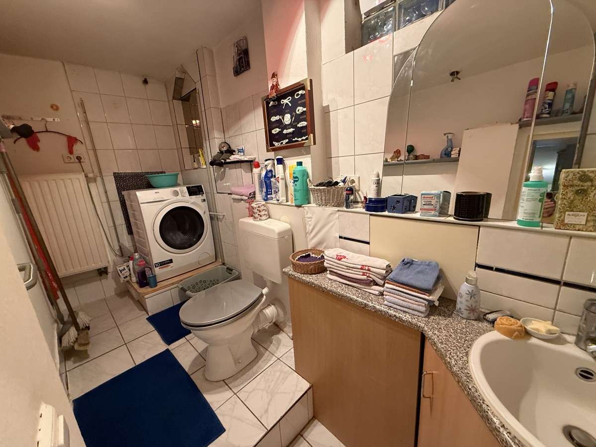 Charmantes ehemaliges Weingut - EFH mit Scheune in Westhofen – Für Kapitalanleger und Eigennutzer, Alzey Worms Kreis – Bild 4