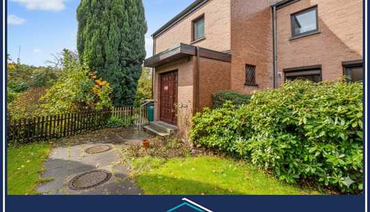 Bild von Reihenhaus mit schönem Garten und großem Wintergarten in grüner Lage von Hamburg-Rahlstedt.