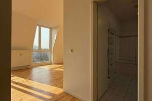 Bezugsfreie, vollständig sanierte 3-Zimmer-DG-Wohnung mit Balkon in Weißensee – Berliner Allee 253, 13088 Weißensee, Berlin – Vorschaubild 5