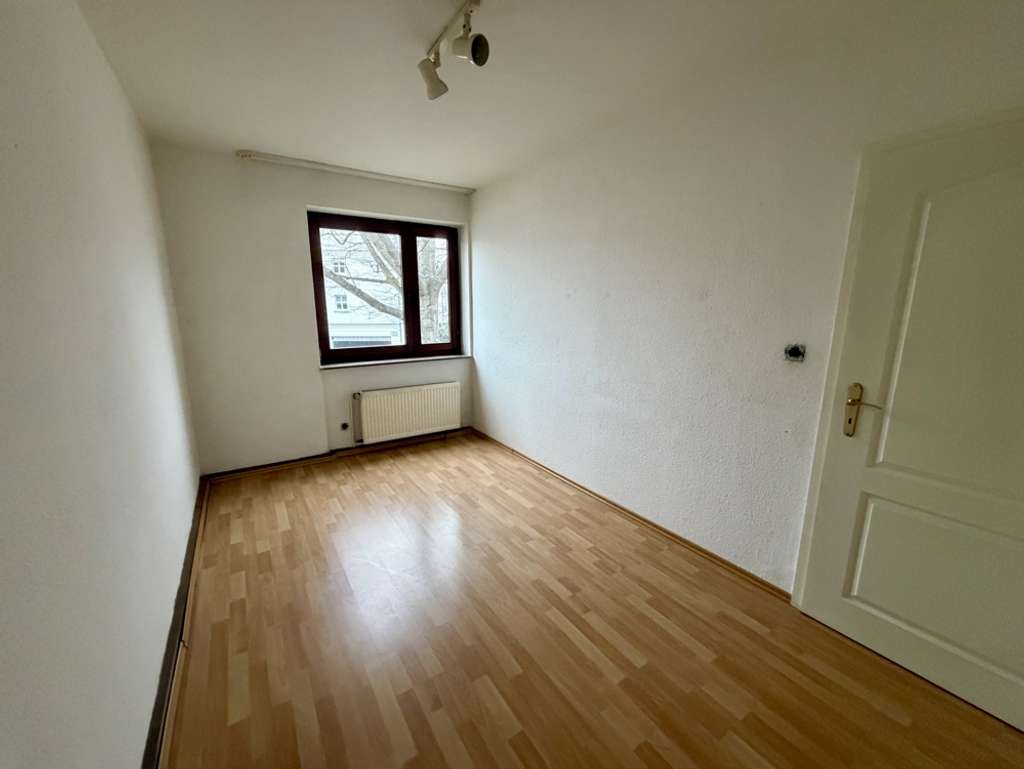 Immobilie in Bad Neuenahr-Ahrweiler - *PROVISIONSFREI für den Käufer* 2 Zimmer Wohnung, Küche, Balkon, Zentrale Lage, Bad Neuenahr - Bild 4