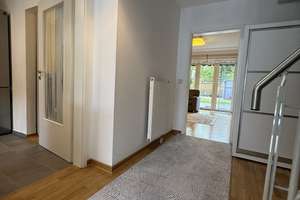 Bothfeld: Exzellentes Wohnen mit viel Platz auf 3 Etagen im RMH, 2x Balkone - Top Lage & Carport! – Die vollständige Adresse der Immobilie erhältst du vom Anbieter., 30659 Bothfeld, Hannover – Vorschaubild 12