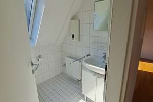 Stilvoll wohnen: Saniertes 2-Zimmer-Apartment in Essen-Frohnhausen – Berliner Strasse 40, 45145 Frohnhausen, Essen – Vorschaubild 3