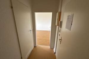 Tolle 1 Zimmer Wohnung im 6. Stock – Märkische Allee 204, 12679 Marzahn, Berlin – Vorschaubild 3