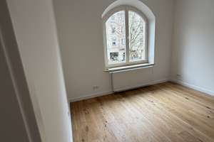 ERSTBEZUG: Helle, schöne sanierte 3-Zimmer-Wohnung im 1. OG (1. OG rechts B) – Kopernikusplatz 13, 90459 Galgenhof, Nürnberg – Vorschaubild 19
