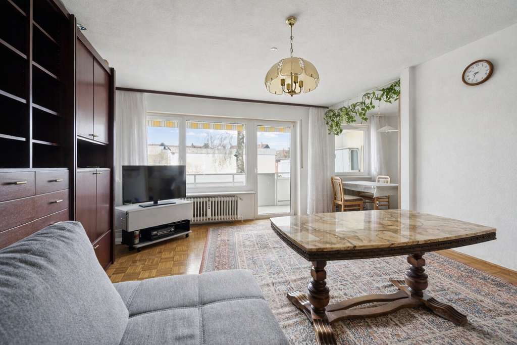 Immobilie in Olching - 2-Zimmer-Wohnung mit Südbalkon, zweitem Balkon und Hobbyraum - Bild 0