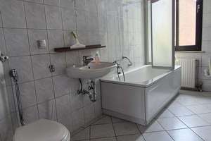 2-Zimmer-Wohnung - Nähe Fürthermare in denkmalgeschütztem Gebäude – Die vollständige Adresse der Immobilie erhältst du vom Anbieter., 90766 Scherbsgraben, Billinganlage, Fürth – Vorschaubild 10